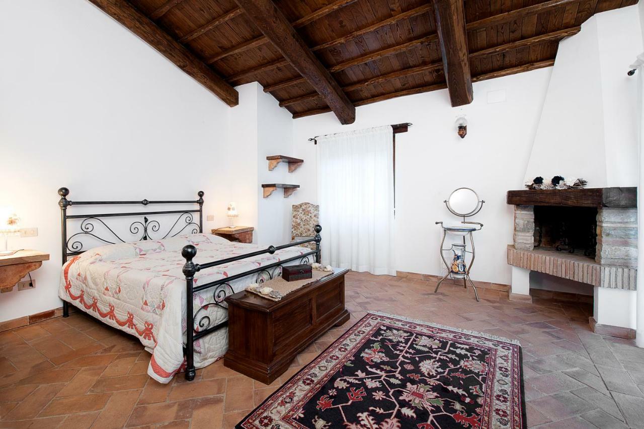 Bed and Breakfast Casale Le Orme à Todi Extérieur photo