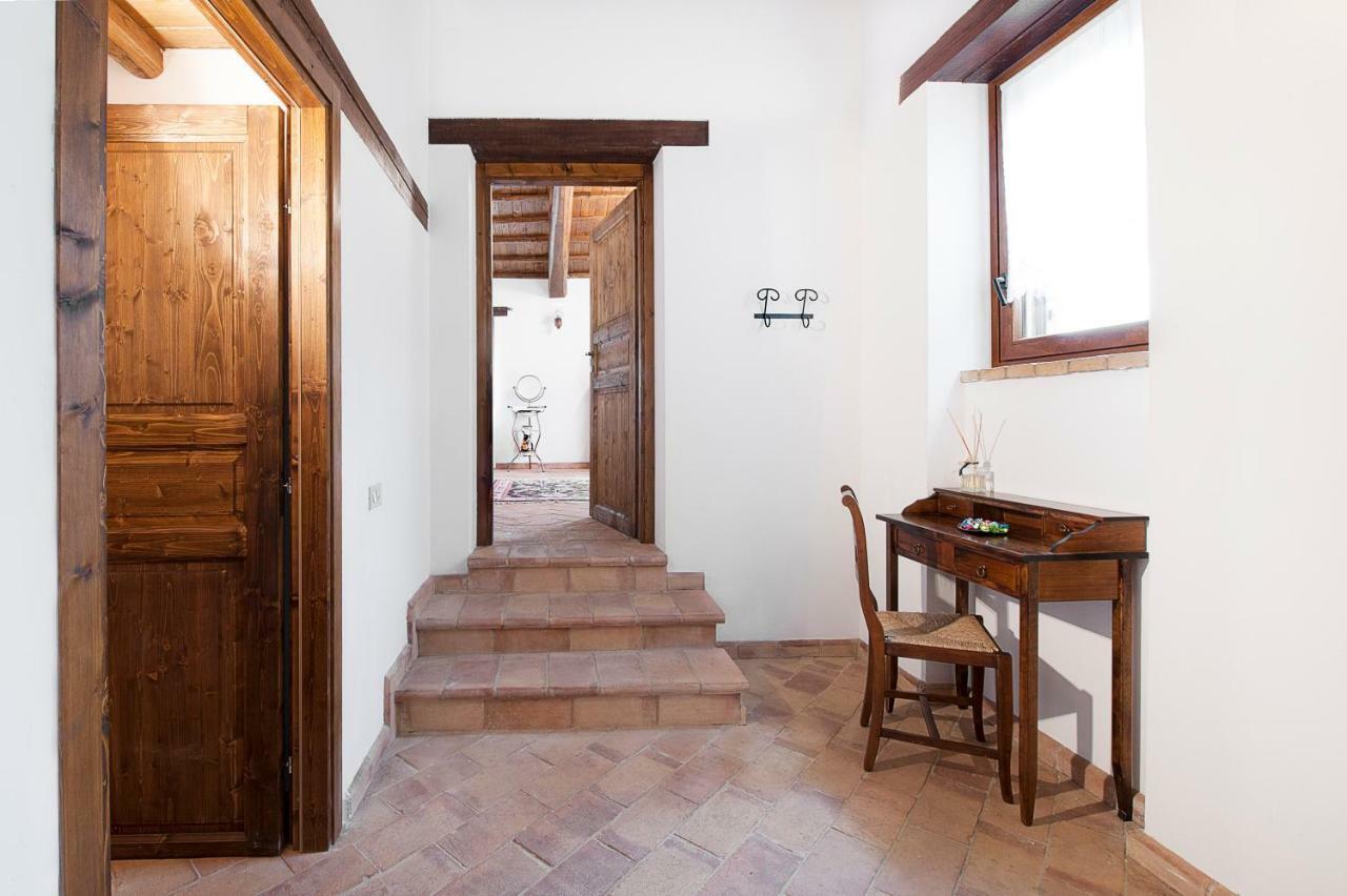 Bed and Breakfast Casale Le Orme à Todi Extérieur photo
